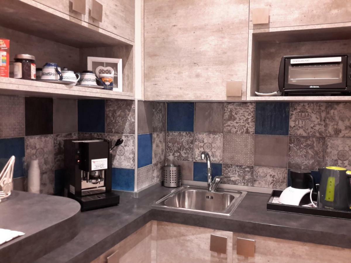 Bed and Breakfast Le Stanze Di Penelope Salerno Exterior foto