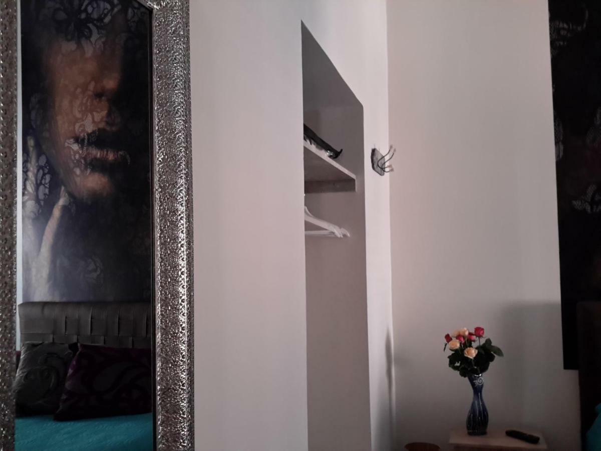 Bed and Breakfast Le Stanze Di Penelope Salerno Exterior foto